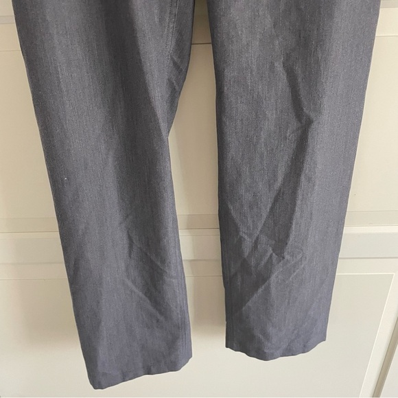 Figs Livingston Basic Scrub Pants in Graphite Gray S20605 - Picture 5 of 13